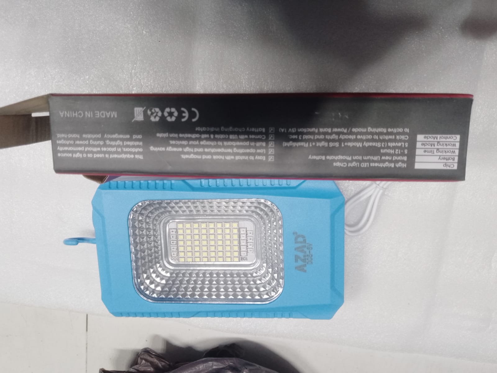 Solar rechargeable light - Image 5